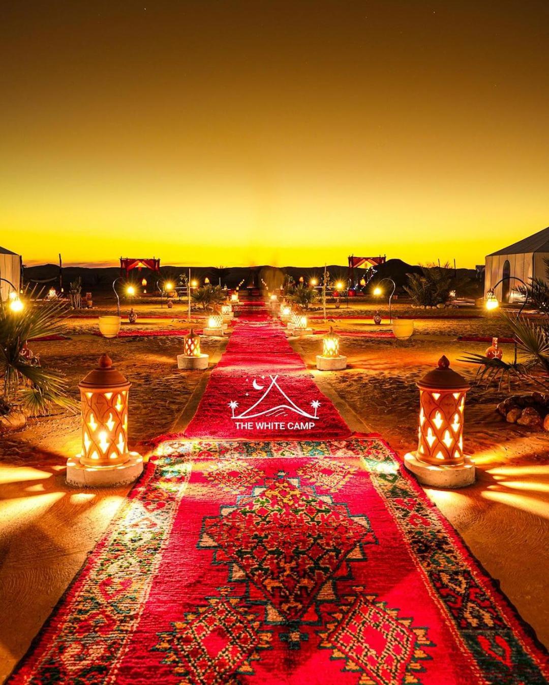 The White Camp - Your Merzouga Luxury Desert Camp & Erg Chebbi Dunes Camel Riding ภายนอก รูปภาพ